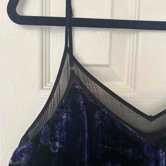 Lucky Brand | Velvet Camisole - Picture 5 of 7